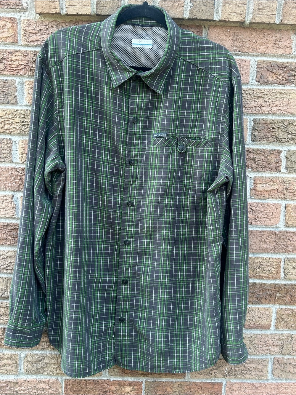 Columbia Men's Dark Green Plaid Long-Sleeve Button Shirt size large